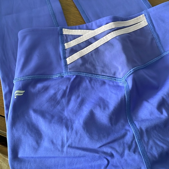 Fabletics Trinity Motion365 - Electric Violet - Picture 2 of 3